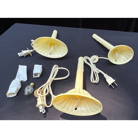 3 Vintage Noma Electric Christmas Ornament Window Candlestick & Bulbs -S1A - Picture 3 of 10